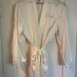 In Bloom White Satin Bridal Robe